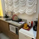 Charming Studio Just 2 Blocks From Copacbana Beach