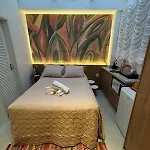 Charming Studio Just 2 Blocks From Copacbana Beach